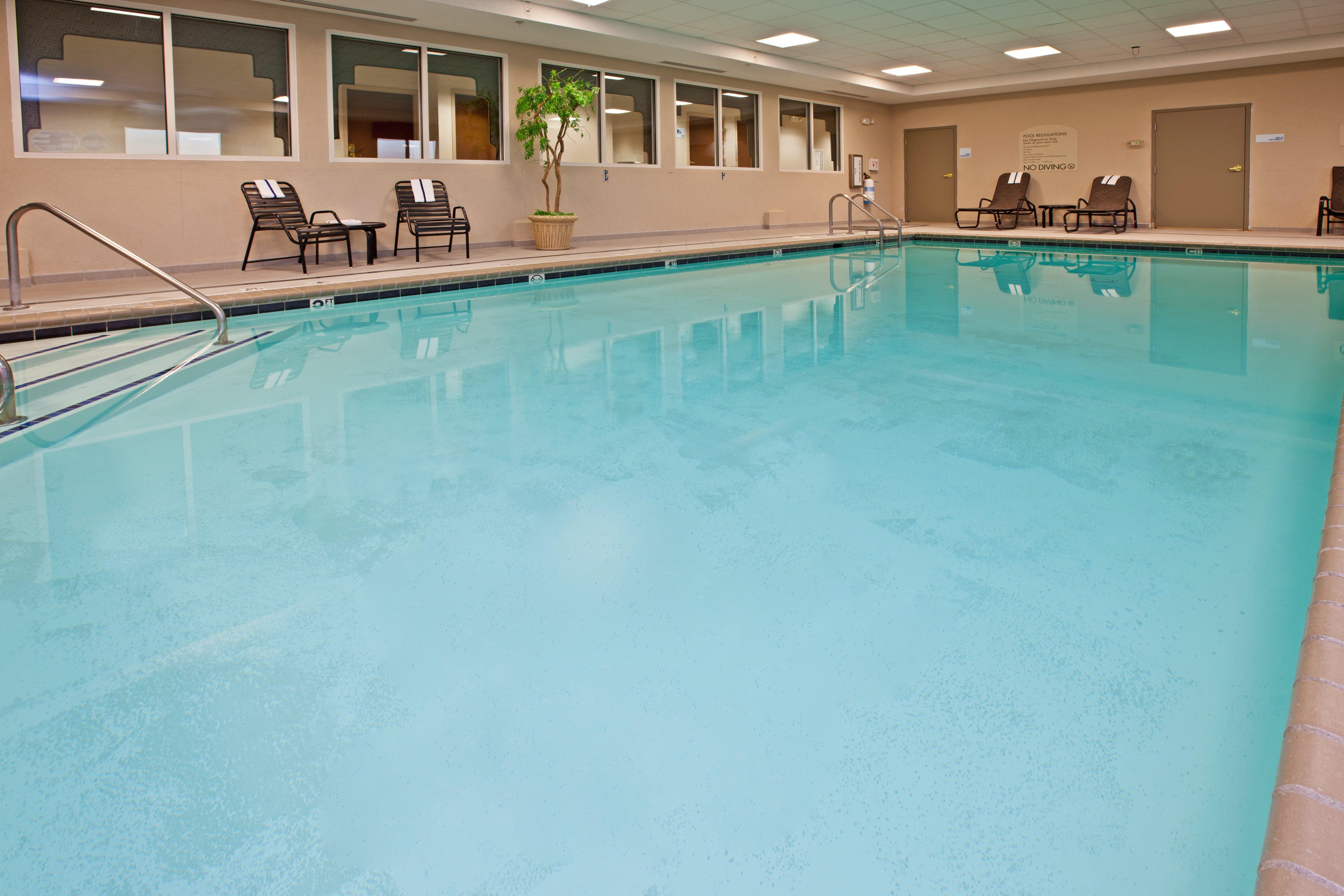 Holiday Inn Express Hotel & Suites Greenwood Faciliteter billede