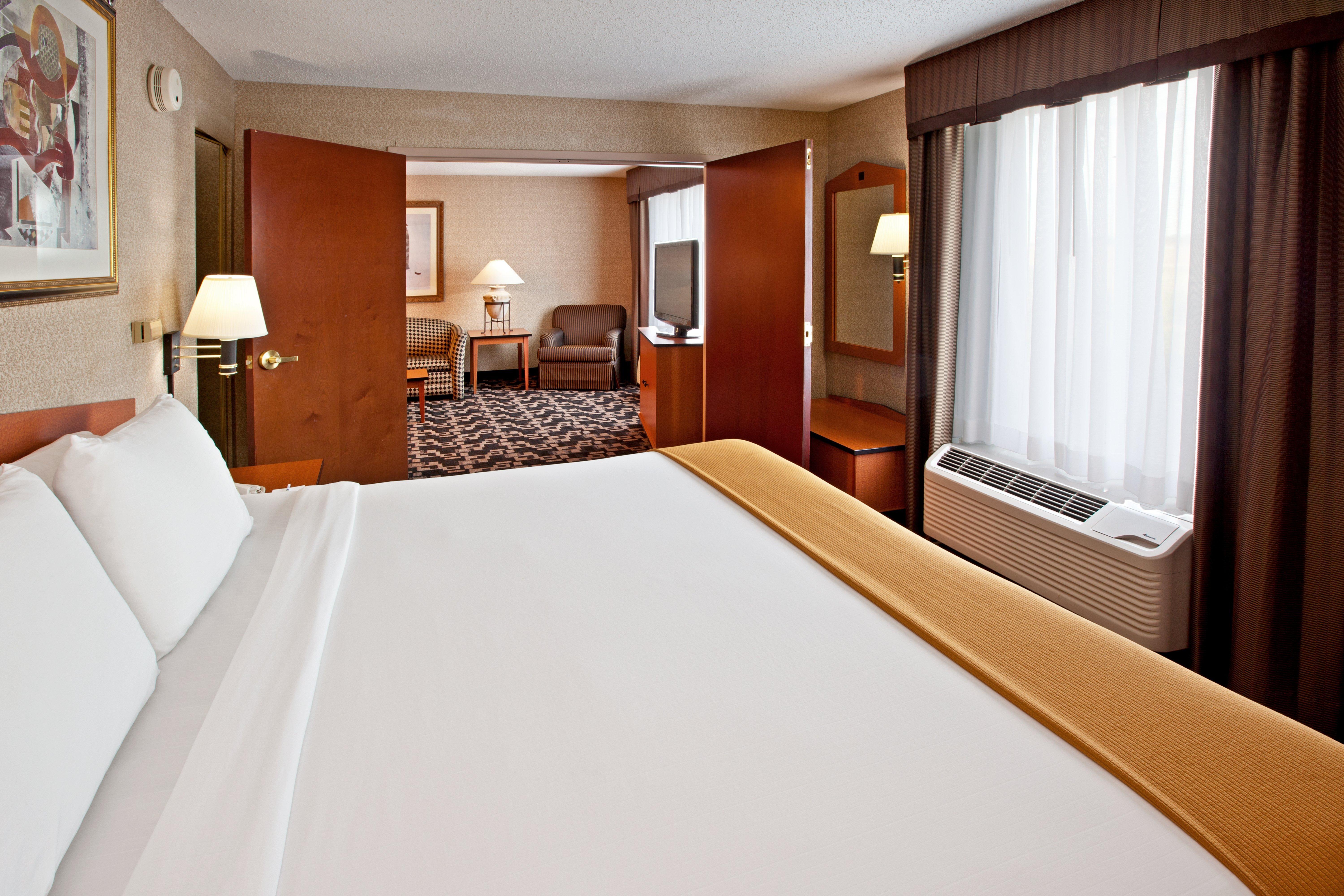 Holiday Inn Express Hotel & Suites Greenwood Værelse billede